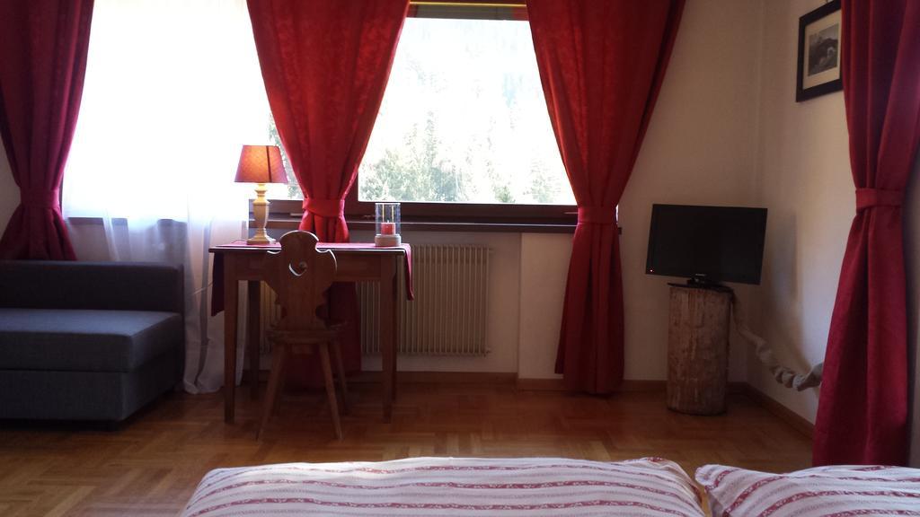 Casa Monteggia Dobbiaco Oda fotoğraf